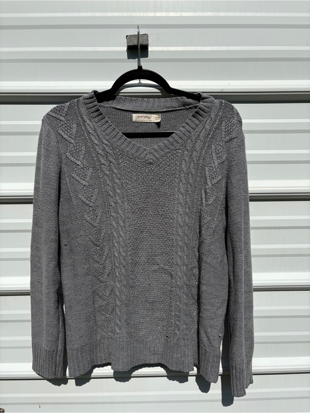 Faded Glory Gray V-Neck Cable Knit Sweater